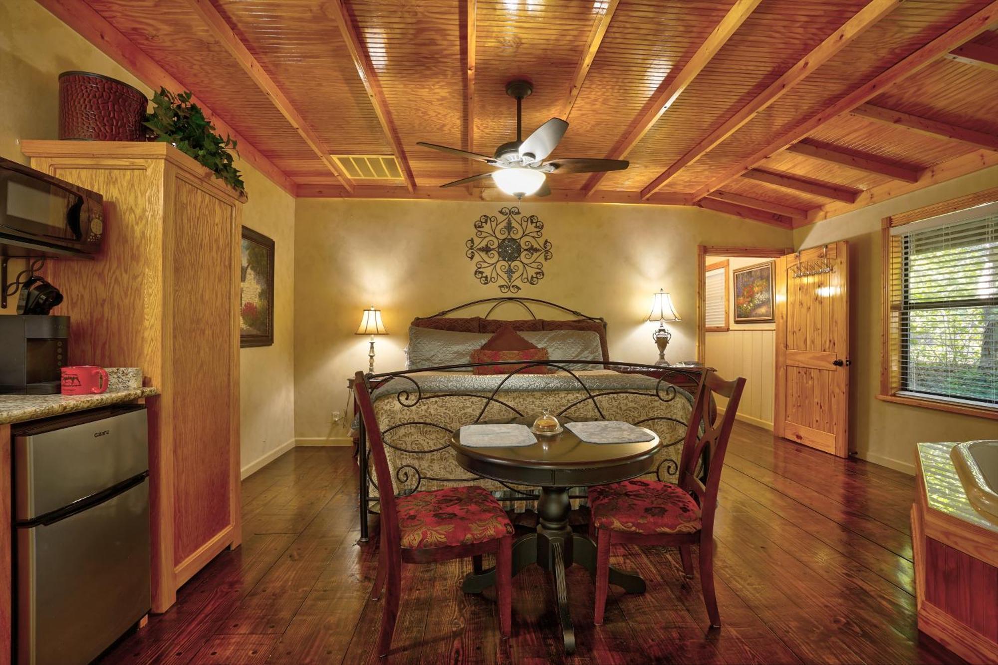Bed And Breakfast On White Rock Creek Waco Zewnętrze zdjęcie